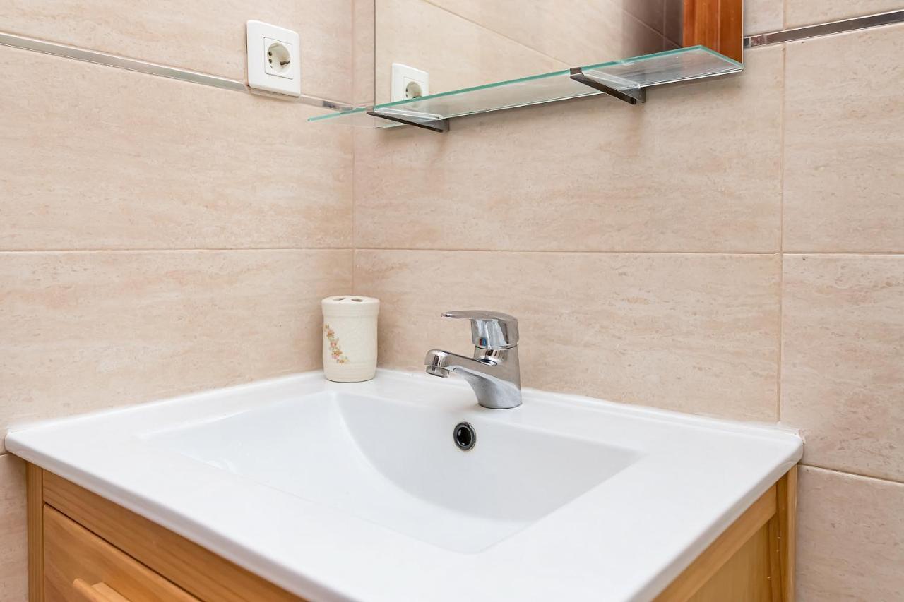 Sunshine Balcony- La Caleta Apartment Caleta De Velez Ngoại thất bức ảnh
