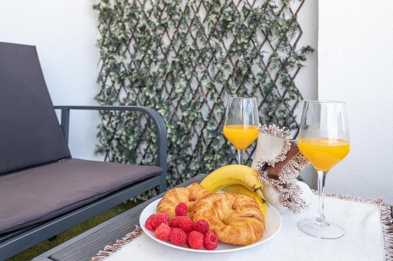 Sunshine Balcony- La Caleta Apartment Caleta De Velez Ngoại thất bức ảnh